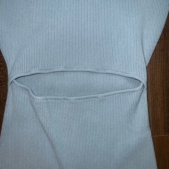 Aritzia Elegant Blue Knit Dress from Wilfred. - Picture 3 of 5